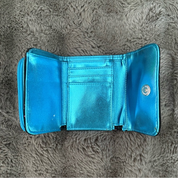 2010’s Hello Kitty Mini Wallet - Picture 4 of 4